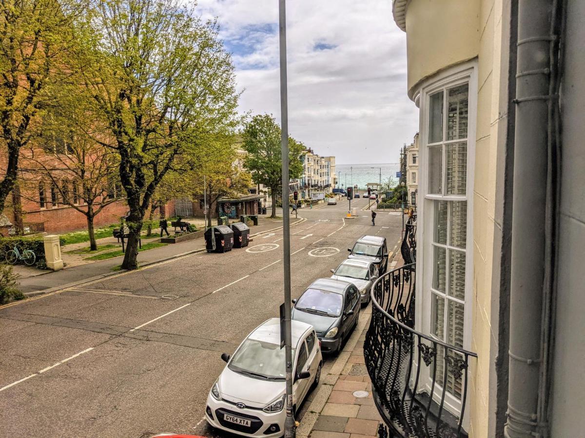 Ocean Breeze Rooms Brighton ภายนอก รูปภาพ