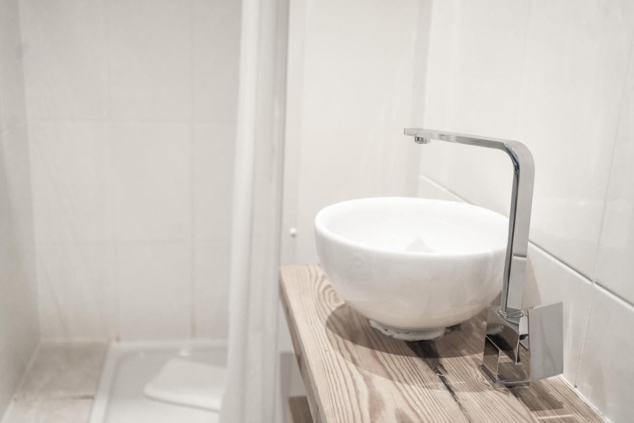 Ocean Breeze Rooms Brighton ภายนอก รูปภาพ